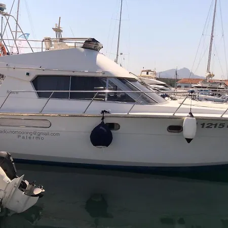 Cala 2 Botel Palermo